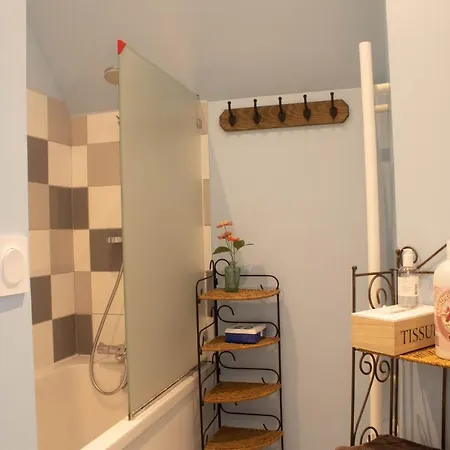 Bed & Breakfast Du Cote De Chez Swann 1