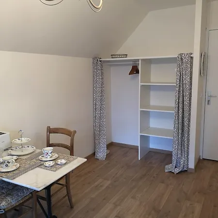 Du Cote De Chez Swann 1 فندق مبيت وإفطار 4*