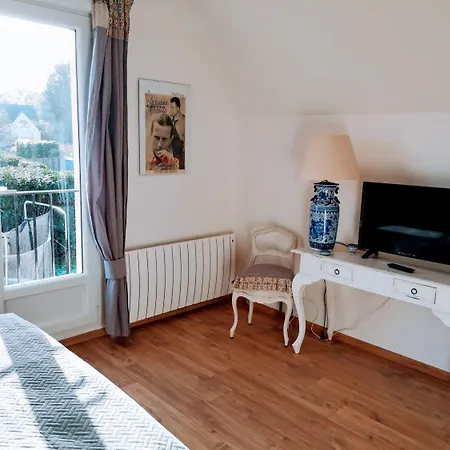 Bed & Breakfast Du Cote De Chez Swann 1 4*