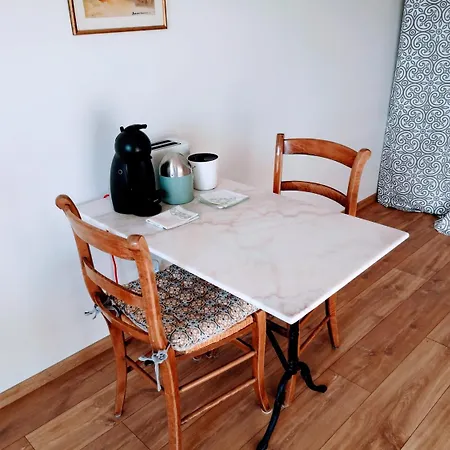 Bed & Breakfast Du Cote De Chez Swann 1