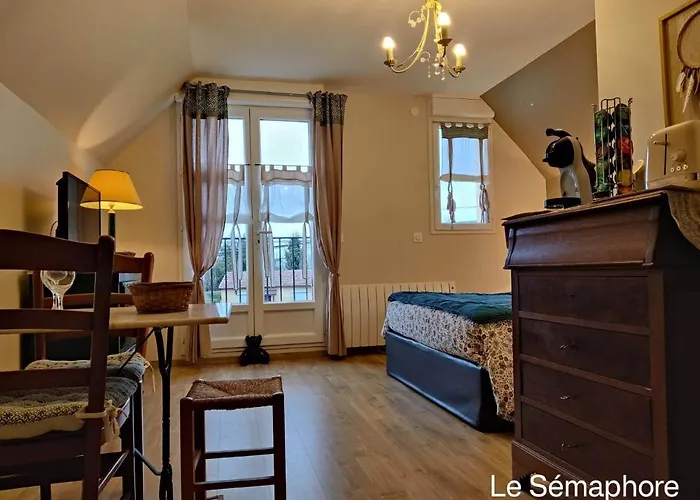 Bed & Breakfast Du Cote De Chez Swann 1 4*