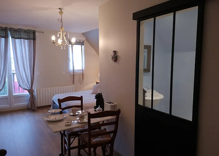 Bed & Breakfast Du Cote De Chez Swann 1 4*