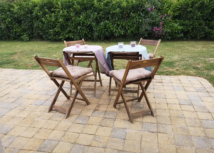 Du Cote De Chez Swann 1 Bed & Breakfast 4*